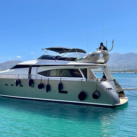 Motoryacht 21 Avec Equipage 호텔 바르셀로나 외부 사진