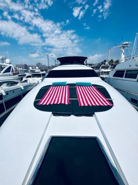 Motoryacht 21 Avec Equipage 호텔 바르셀로나 외부 사진